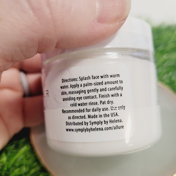 Symply by Helena Simple Cleanser Goat Milk Lavender Aloe NEW 2 oz Jar - Picture 2 of 4